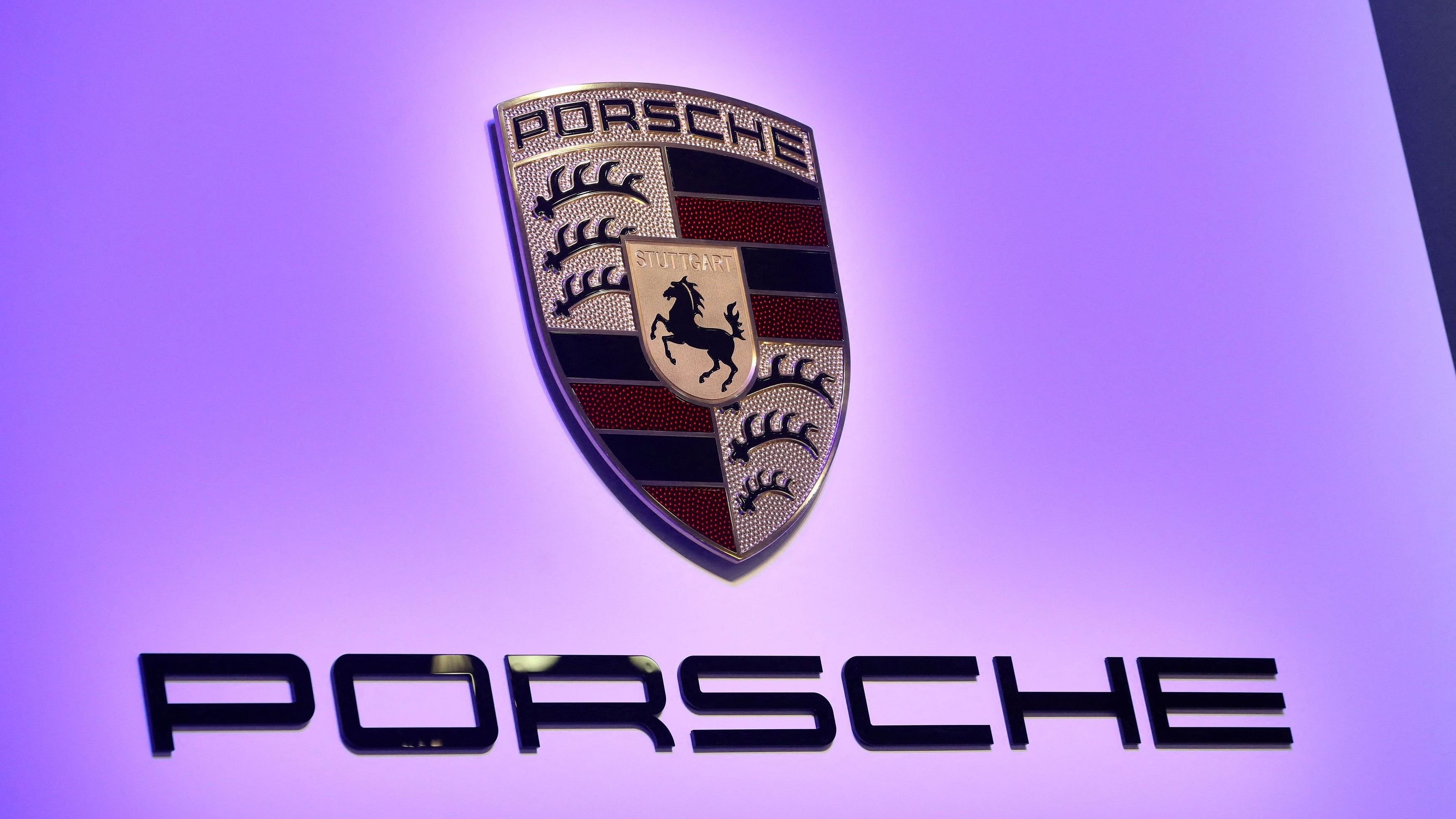 <div class="paragraphs"><p>Porsche logo </p></div>