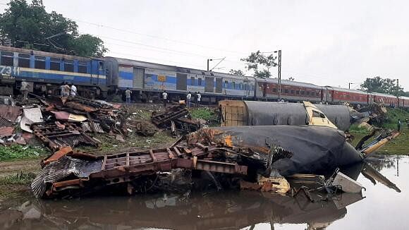 <div class="paragraphs"><p>Wreckage of trains near the accident site a day after the collision between the Kanchanjunga Express and a goods train, near Rangapani railway station</p></div>