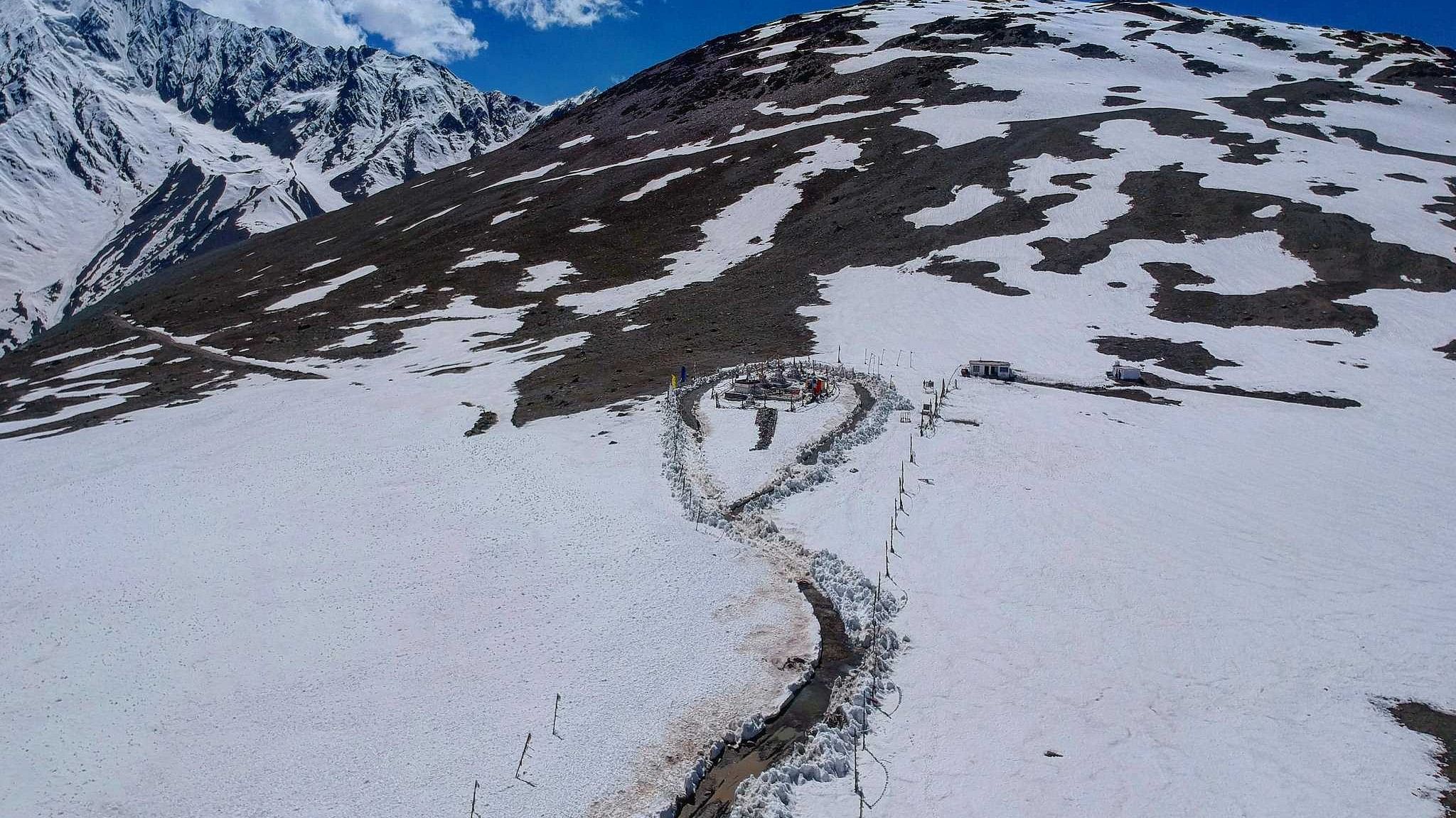 <div class="paragraphs"><p>An aerial view of the&nbsp;Kunzum Pass in Himachal Pradesh's Lahaul and Spiti district.</p></div>