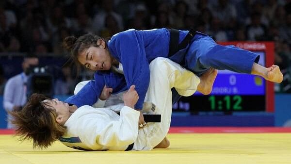 <div class="paragraphs"><p>Women's under-48 kg final at the Champ-de-Mars Arena in Paris saw Natsumi Tsunoda of Japan take on Baasankhuu Bavuudorj of Mongolia.</p></div>