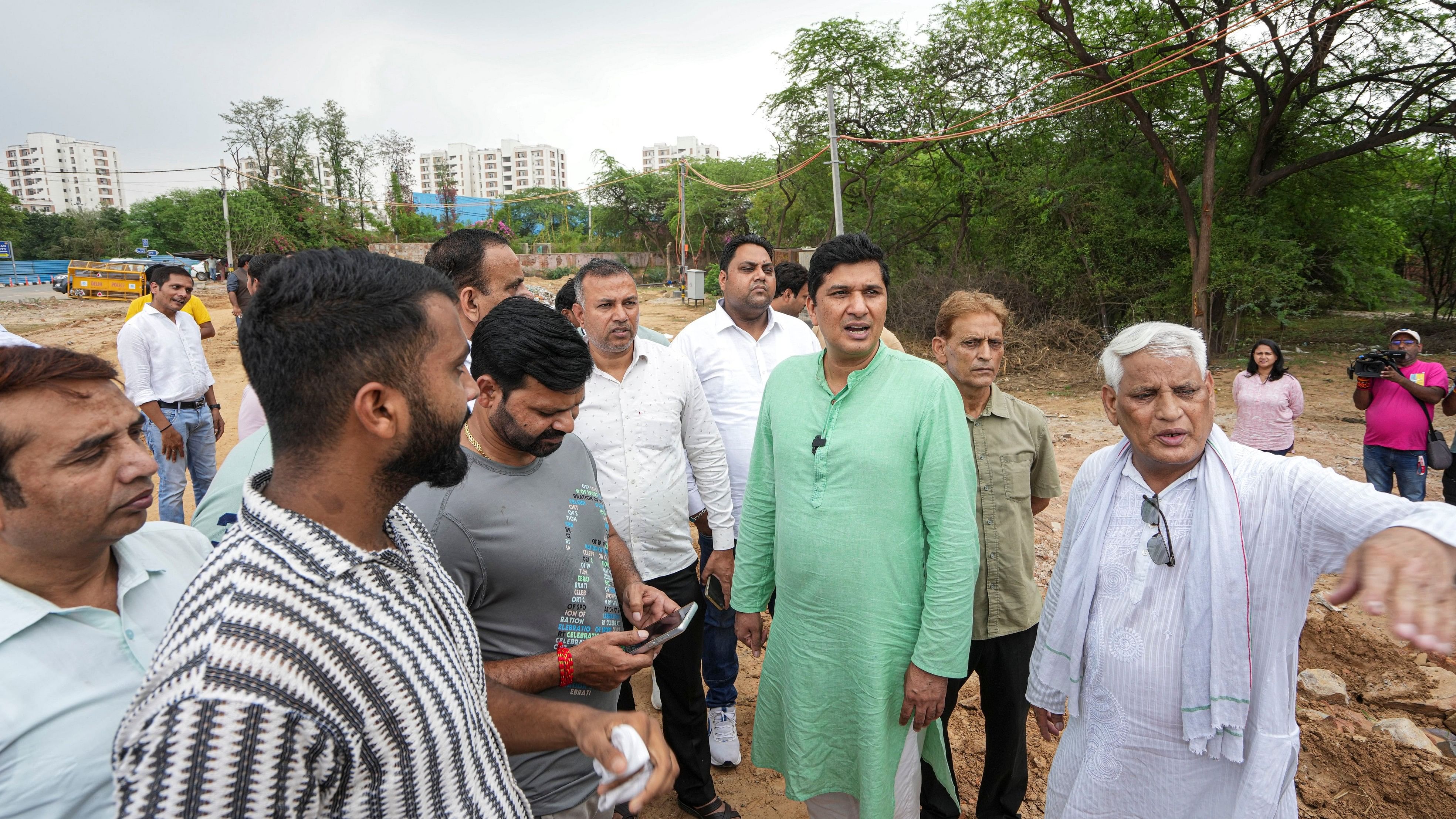 <div class="paragraphs"><p>Delhi government's fact finding committee member and Urban Development Minister Saurabh Bharadwaj visits SAARC Chowk, Satbari Chhattarpur where around 1100 trees have allegedly been illegally cut by DDA, in New Delhi, Tuesday, July 9, 2024.</p></div>