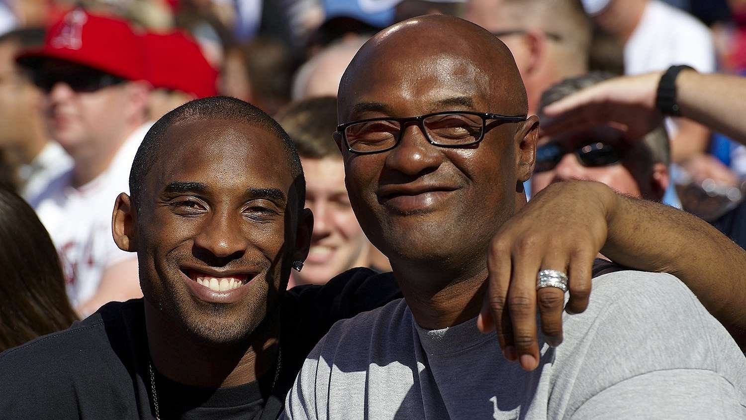 <div class="paragraphs"><p>Kobe Bryant and his father Joe Bryant (R).</p></div>