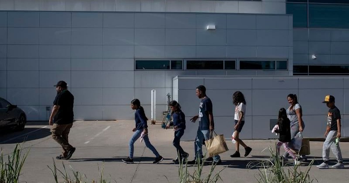 Bus by bus, Texas’ Governor changed migration across the US Bus by bus, Texas’ Governor changed migration across the US