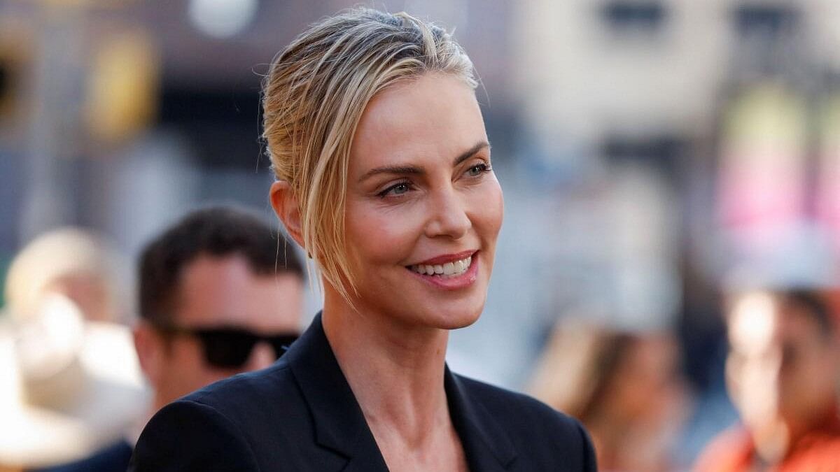 <div class="paragraphs"><p>Charlize Theron.</p></div>