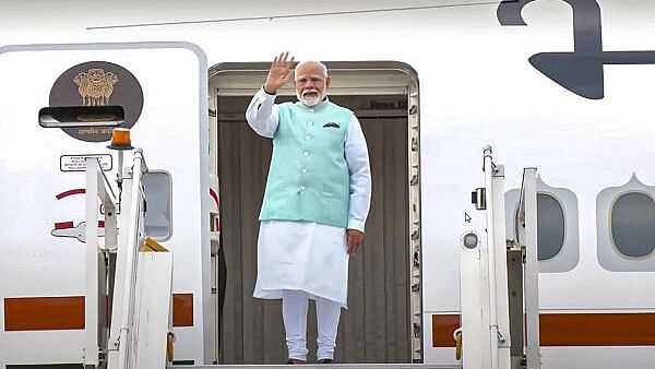 <div class="paragraphs"><p>Prime Minister Narendra Modi emplanes for Moscow, in New Delhi, Monday, July 8, 2024</p></div>