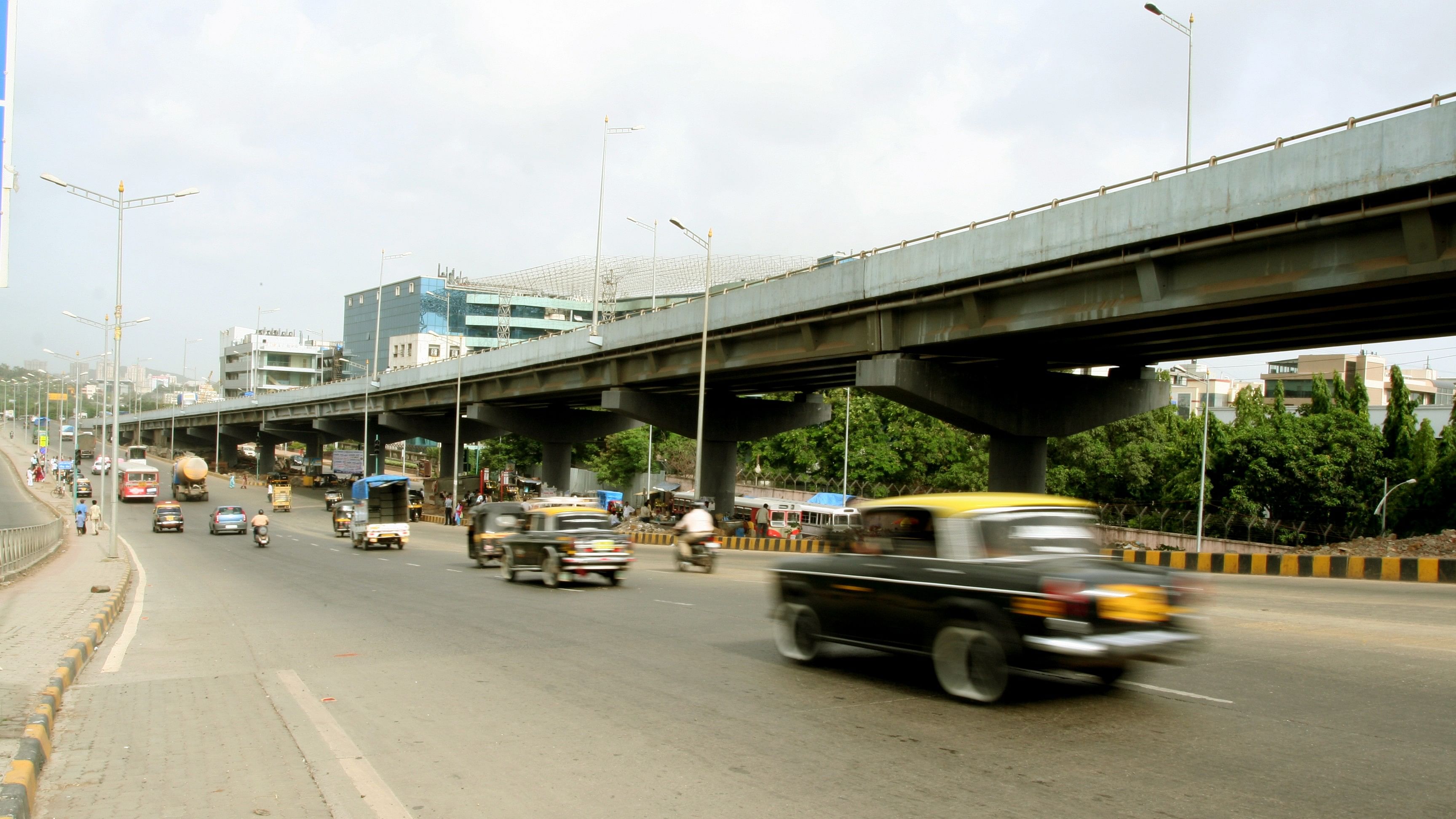 <div class="paragraphs"><p>Representative image showing a road-over-bridge in Mumbai, Maharashtra.</p></div>