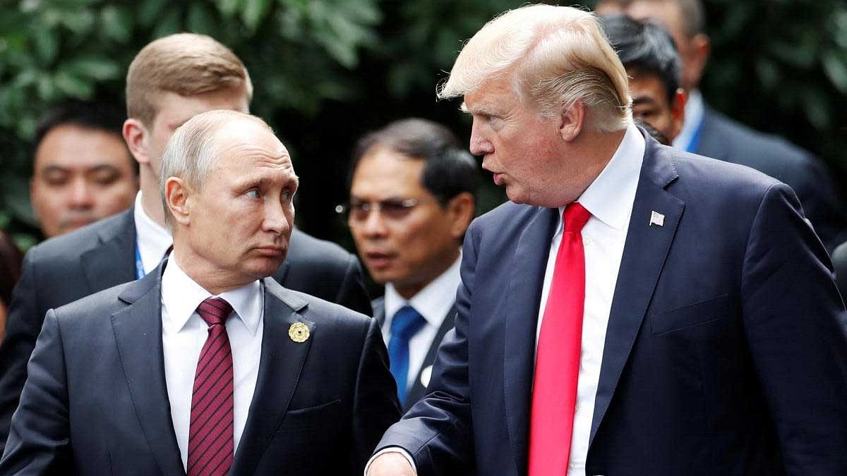 <div class="paragraphs"><p>Former US president Donald Trump with Russian counterpart Vladimir Putin. </p></div>