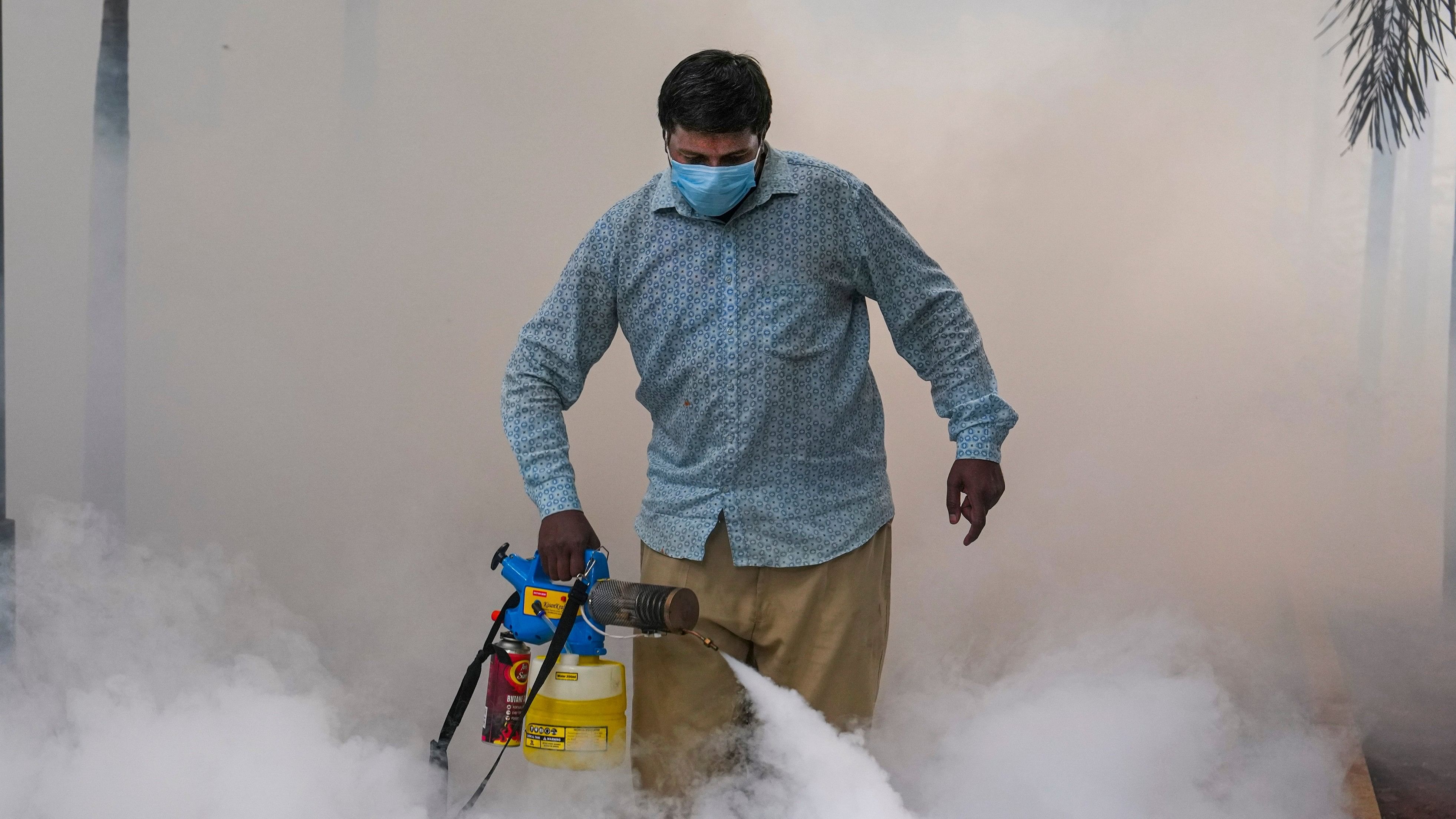 <div class="paragraphs"><p>Bengaluru: A municipal worker fumigates a park in a bid to kill mosquitos off amidst reports of highest dengue cases in Bengaluru.&nbsp;</p></div>