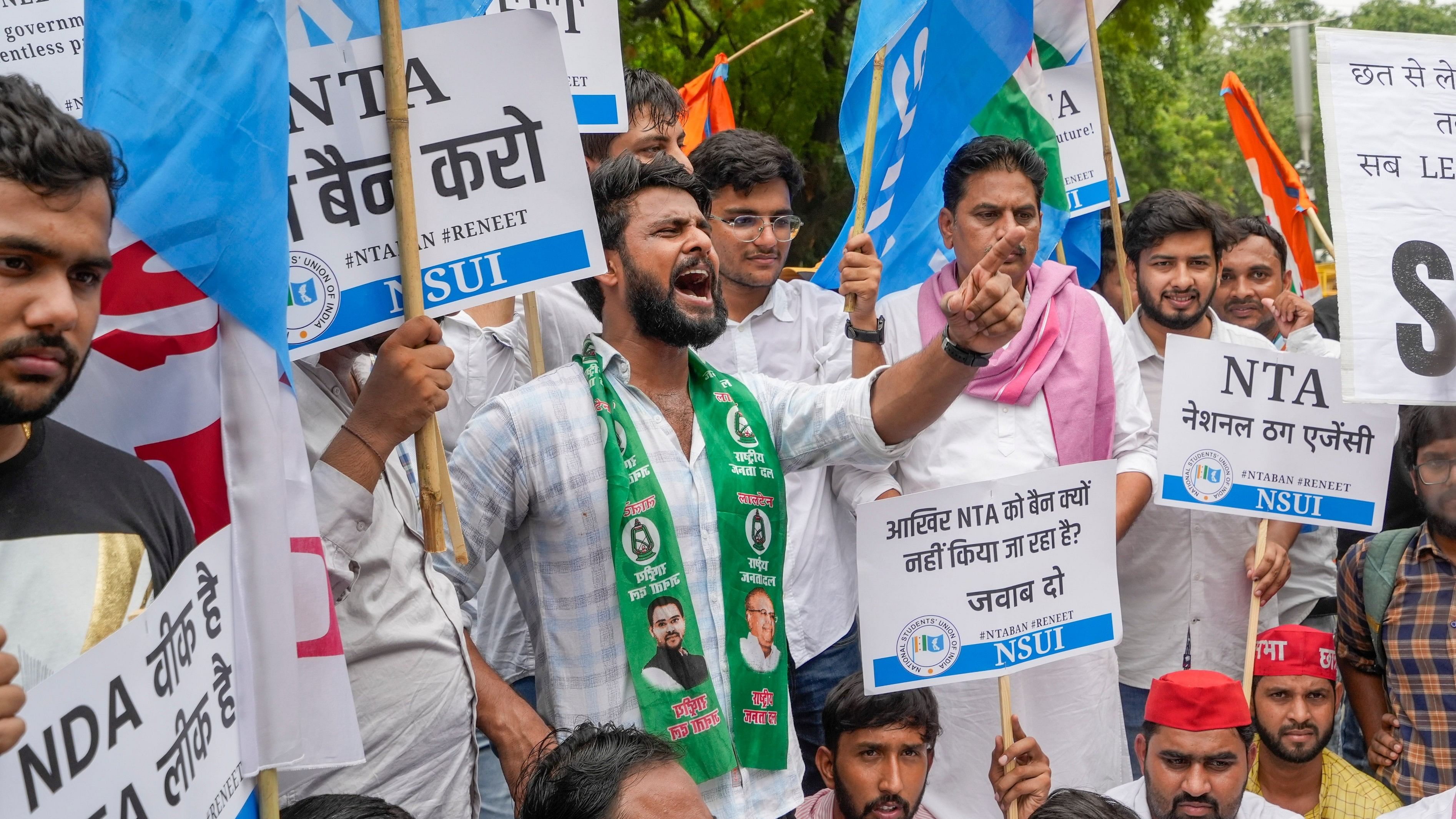 <div class="paragraphs"><p>Leaders and workers from the Youth Congress gathered at the Gandhi Nagar railway station platform and held the protest. (Representative image)</p></div>