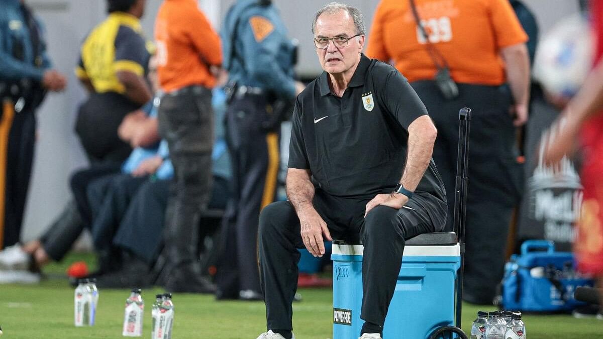 <div class="paragraphs"><p>Jun 27, 2024; East Rutherford, NJ, USA; Uruguay national football team head coach Marcelo Bielsa looks on during the first half of the Copa America match against Bolivia at MetLife Stadium.</p></div>