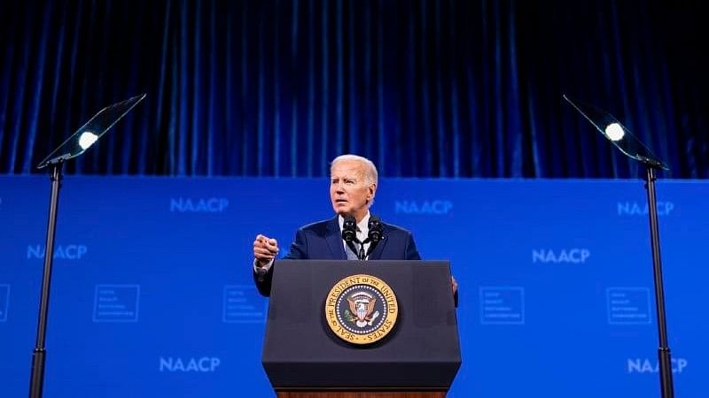 <div class="paragraphs"><p>Joe Biden.</p></div>