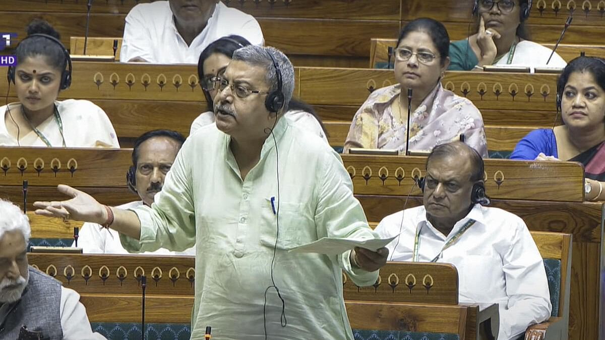 <div class="paragraphs"><p>TMC MP Kalyan Banerjee speaks in the Lok Sabha during the Monsoon session of Parliament</p></div>