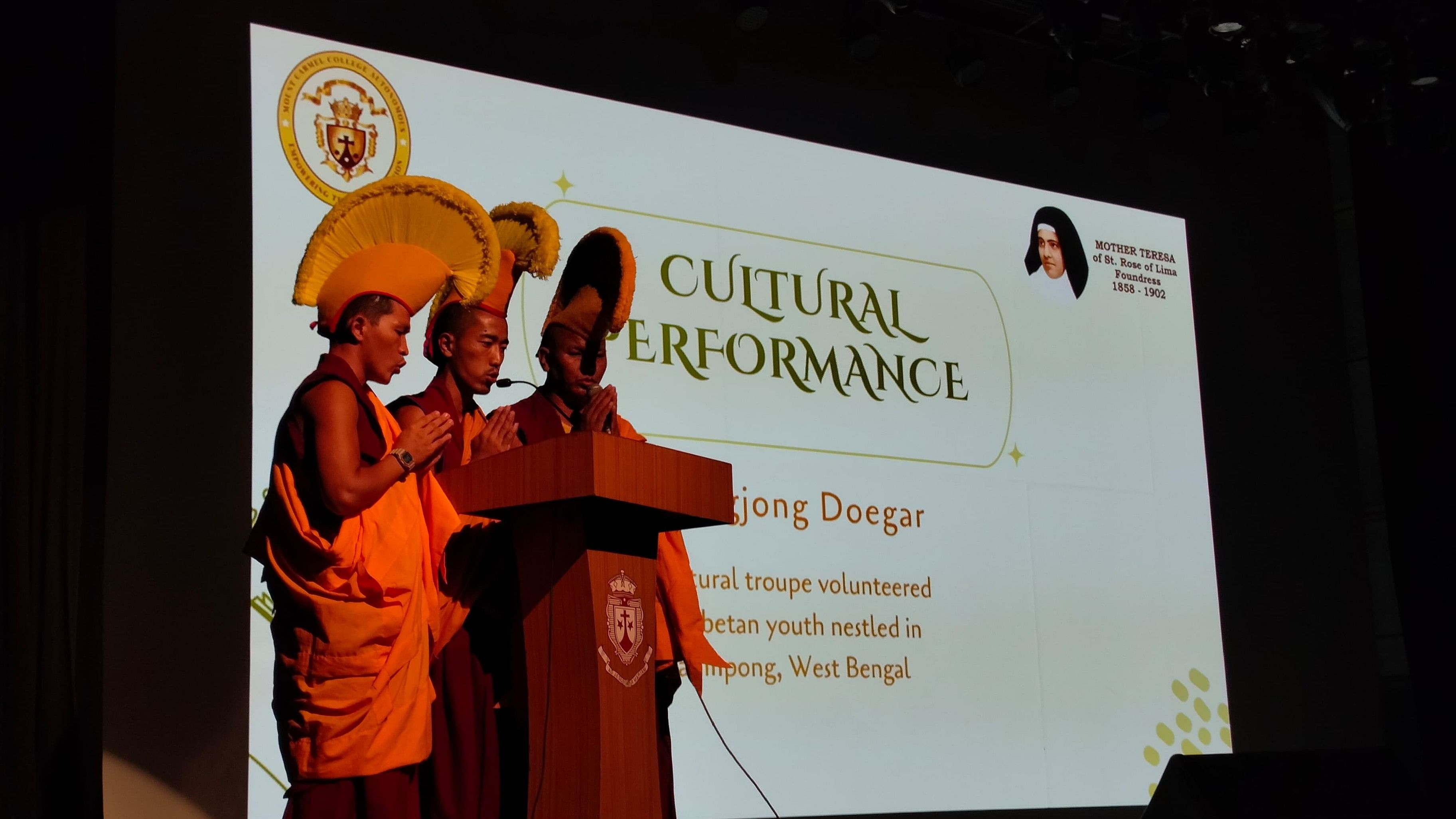 <div class="paragraphs"><p>Buddhist monks from Mundgod recite the traditional prayer. </p></div>