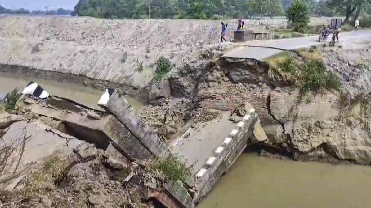 <div class="paragraphs"><p>File photo of bridge collapse in Bihar's&nbsp;Siwan. (Representative image)</p></div>