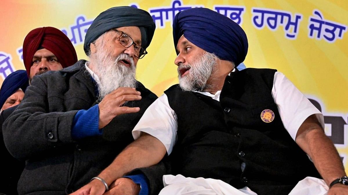 <div class="paragraphs"><p>File photo of late Parkash Singh Badal with son and SAD chief&nbsp;Sukhbir Singh Badal.&nbsp;</p></div>