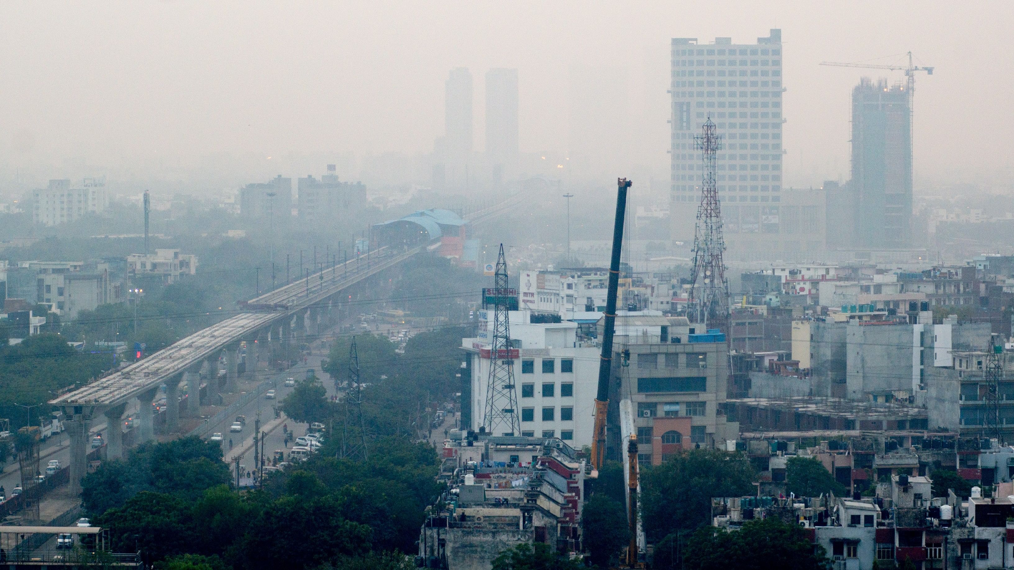 <div class="paragraphs"><p>A photo of the Noida skyline.</p></div>