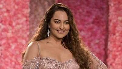 <div class="paragraphs"><p>Actor Sonakshi Sinha walks the ramp at India Couture Week, in New Delhi.&nbsp;</p></div>