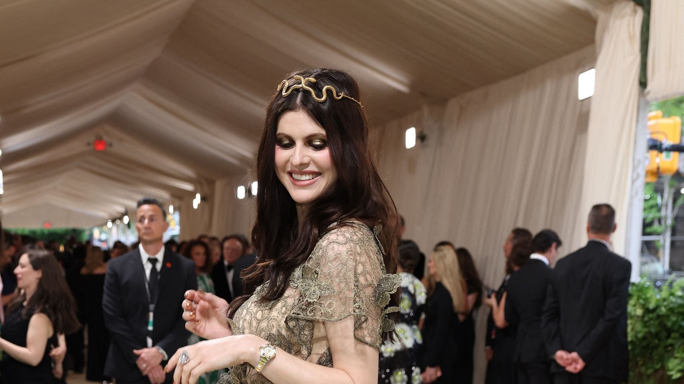 <div class="paragraphs"><p>Alexandra Daddario poses at the Met Gala.</p></div>