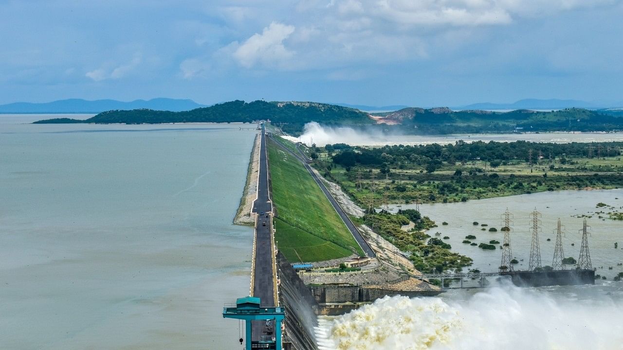 <div class="paragraphs"><p>Hirakud dam. Credit: iStock Photo</p></div>