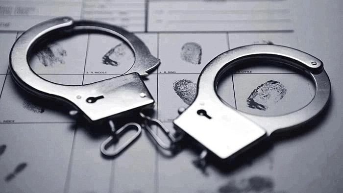 <div class="paragraphs"><p> Representative image showing handcuffs.</p></div>