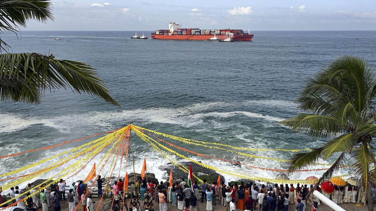 <div class="paragraphs"><p>Container ship San Fernando reaches Vizhinjam International Seaport Limited (VISL), in Thiruvananthapuram, Kerala.</p></div>