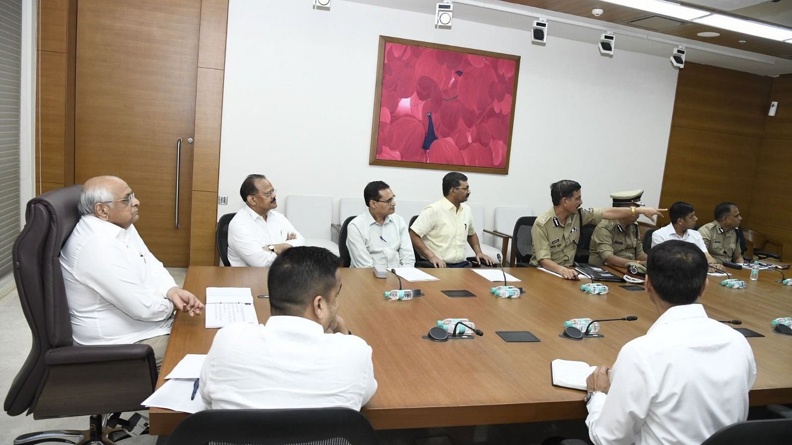 <div class="paragraphs"><p>Gujarat Chief Minister Bhupendra Patel reviews the preparedness of the police department for the mega religious event at a meeting.</p></div>