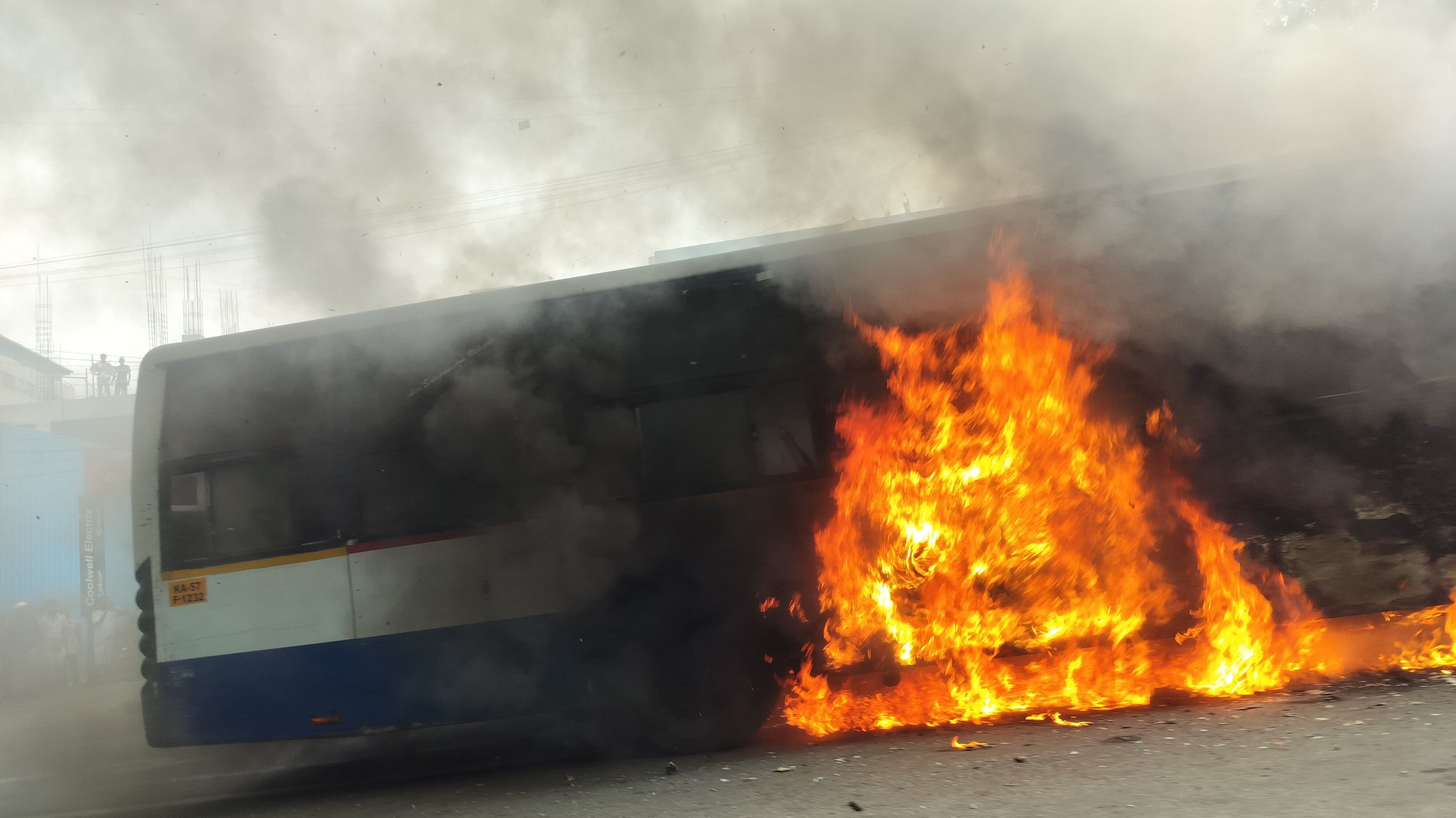 <div class="paragraphs"><p>The bus caught fire at Anil Kumble Circle around 8.45 am. </p></div>