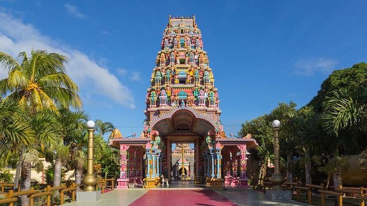 <div class="paragraphs"><p>Representative image showing a Hindu temple.</p></div>