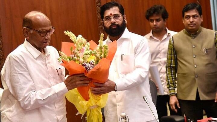 <div class="paragraphs"><p>NCP (SP) chief Sharad Pawar (L) and Maharashtra CM Eknath Shinde (R).</p></div>