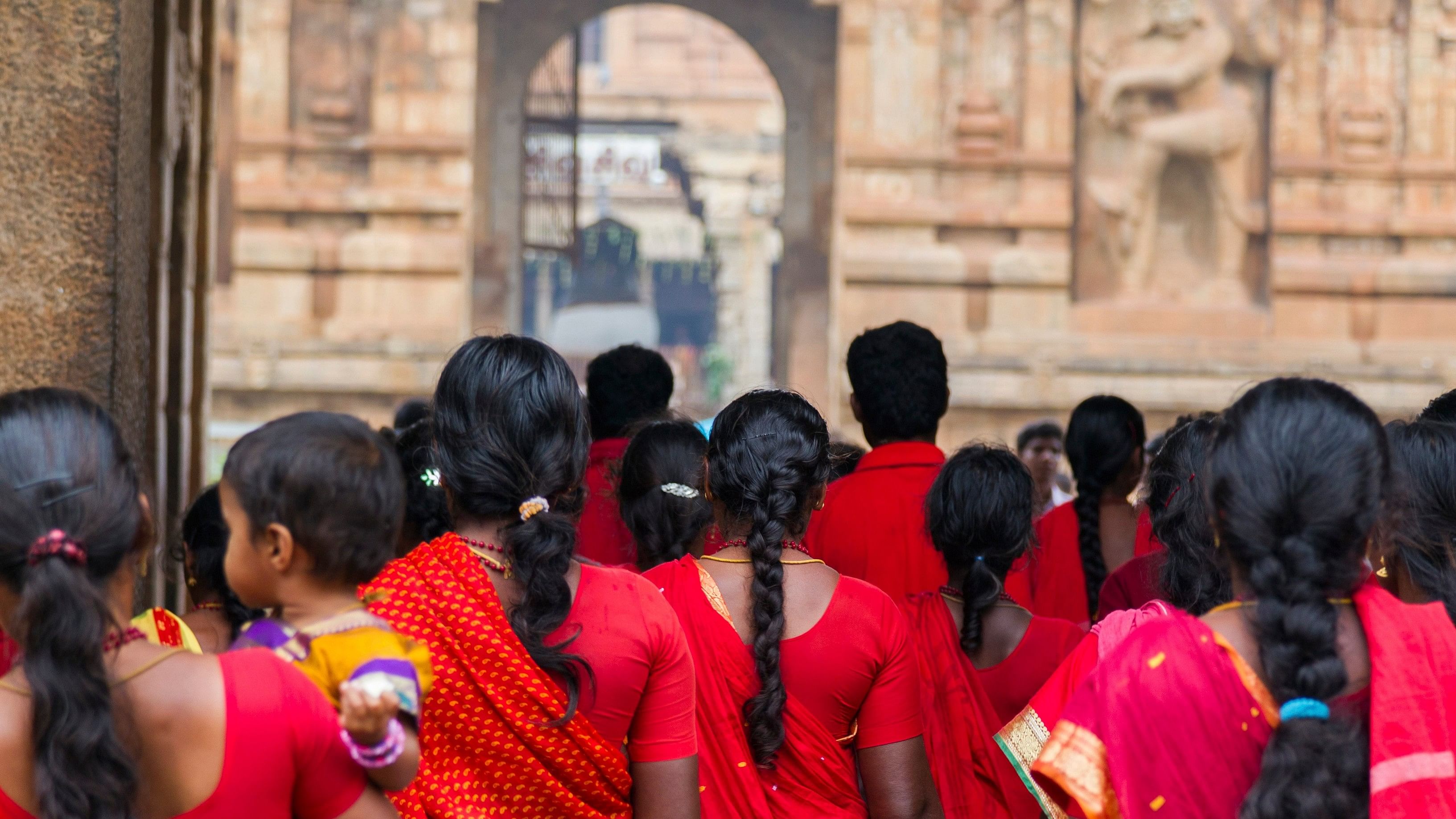 <div class="paragraphs"><p>Representative image of women priests outside a temple.&nbsp;</p></div>