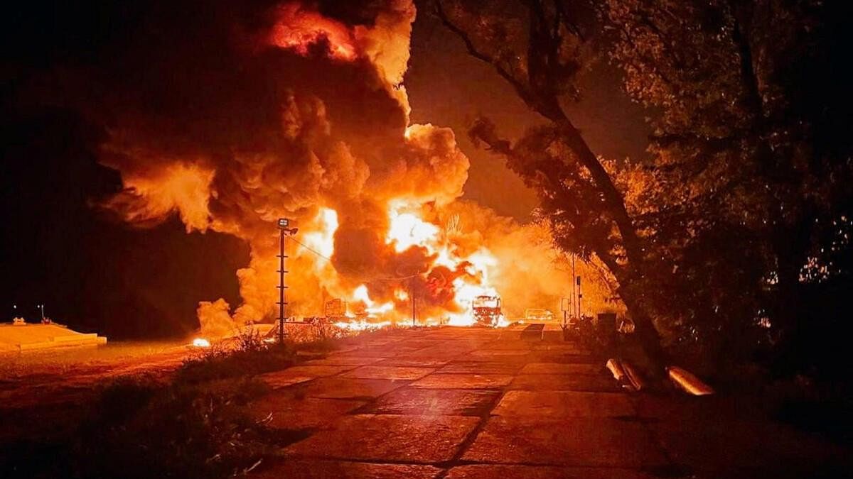 <div class="paragraphs"><p>Flames and smoke rise in the aftermath of a Russian air attack, amid Russia's invasion of Ukraine.</p></div>