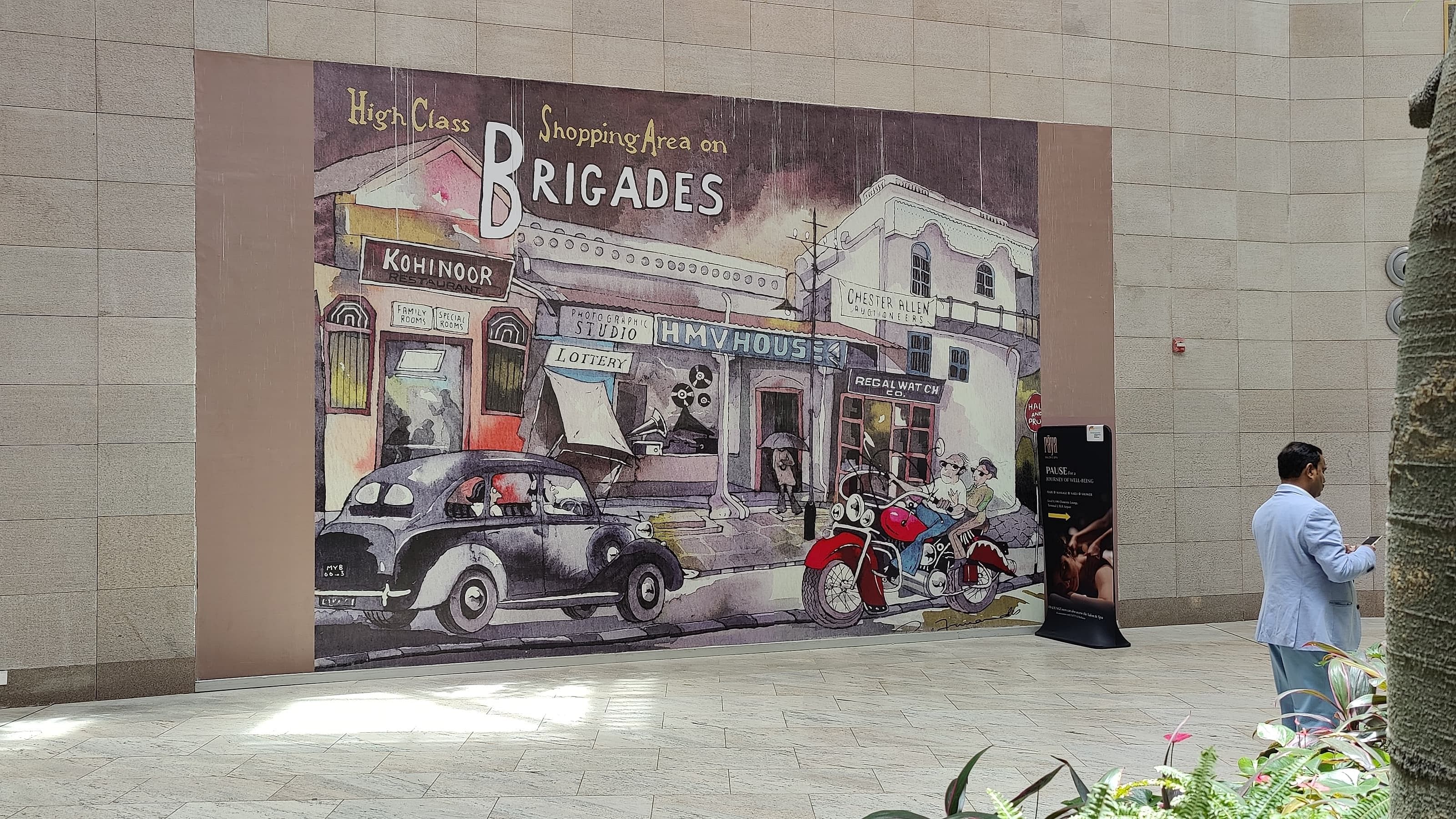 <div class="paragraphs"><p>Artwork showcasing iconic Bengaluru spots like Brigade Road at Terminal 2 of the Kempegowda International Airport. </p></div>