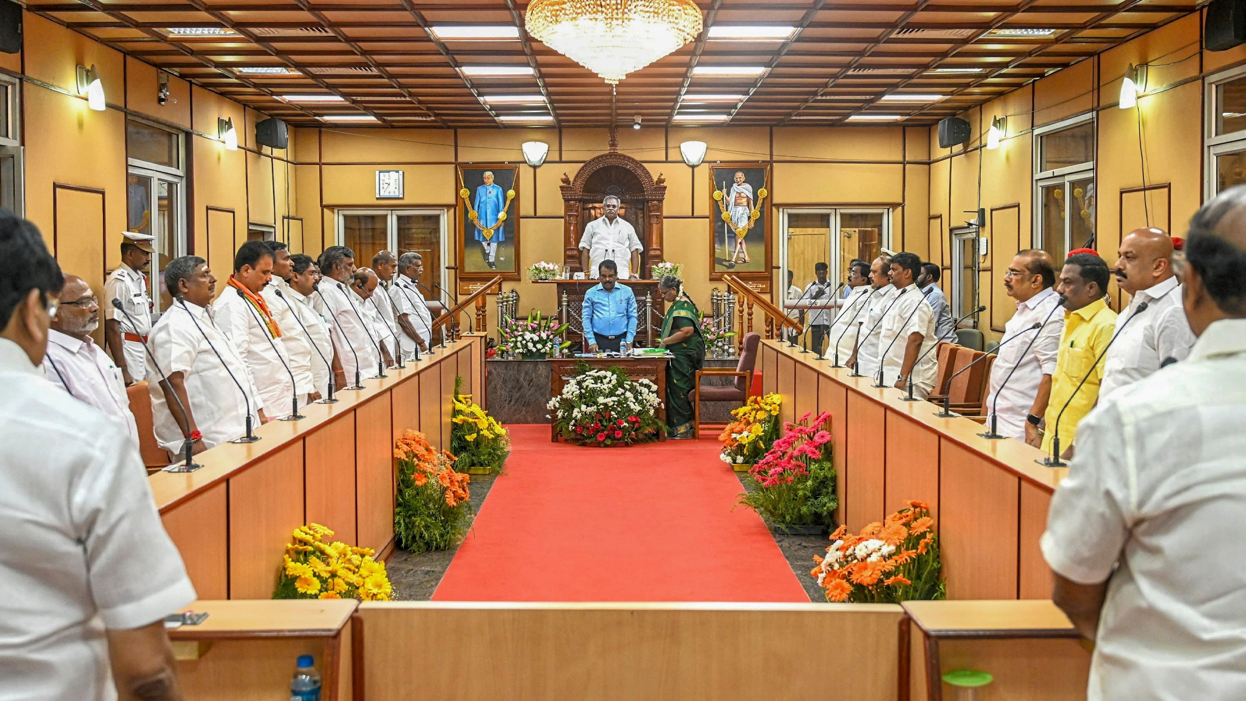 <div class="paragraphs"><p>Puducherry Speaker Embalam R. Selvam, Chief Minister N. Rangaswamy and other legislators </p></div>