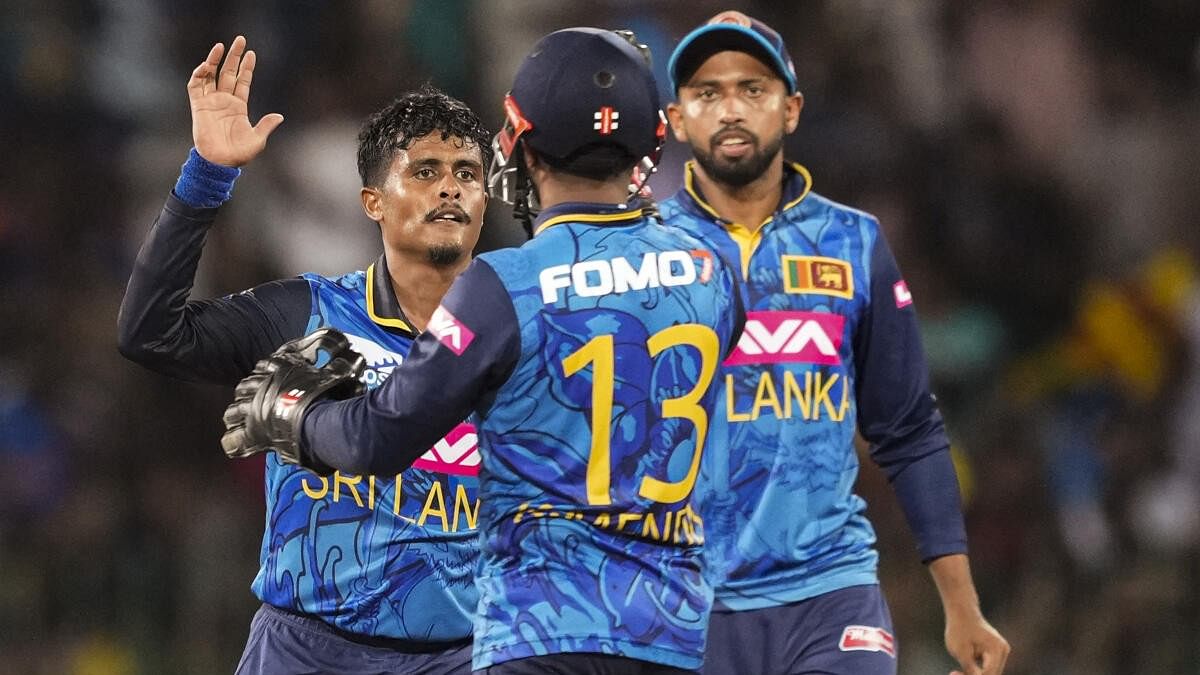 <div class="paragraphs"><p>Sri Lanka's Jeffrey Vandersay celebrates with team-mates after dismissing India's Shivam Dube during the ODI in Colombo.</p></div>