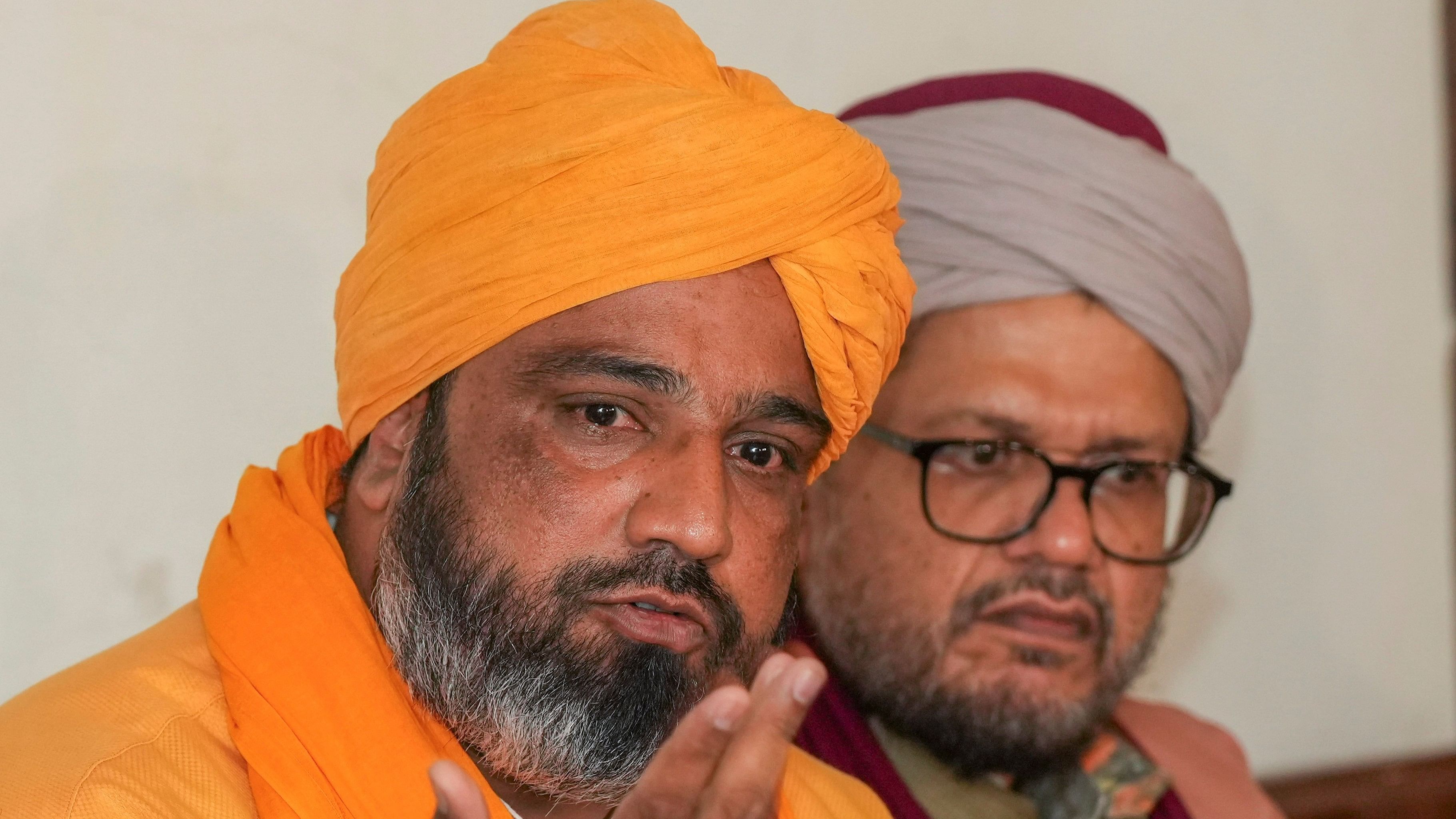 <div class="paragraphs"><p>Syed Naseeruddin Chishti, Chairman of the All India Sufi Sajjadanshin Council and successor of the spiritual head of Ajmer Dargah, speaks during a press conference over amendments in the Waqf Act, in New Delhi, Tuesday, Aug. 6, 2024.   </p></div>