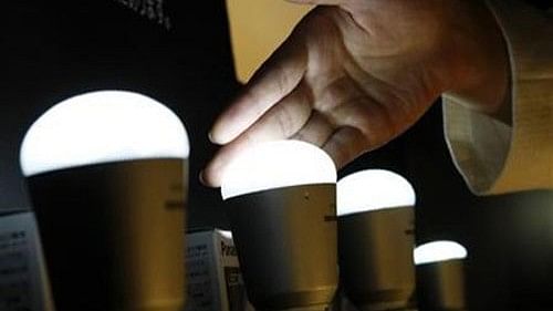 <div class="paragraphs"><p>Representative image of light bulbs. </p></div>