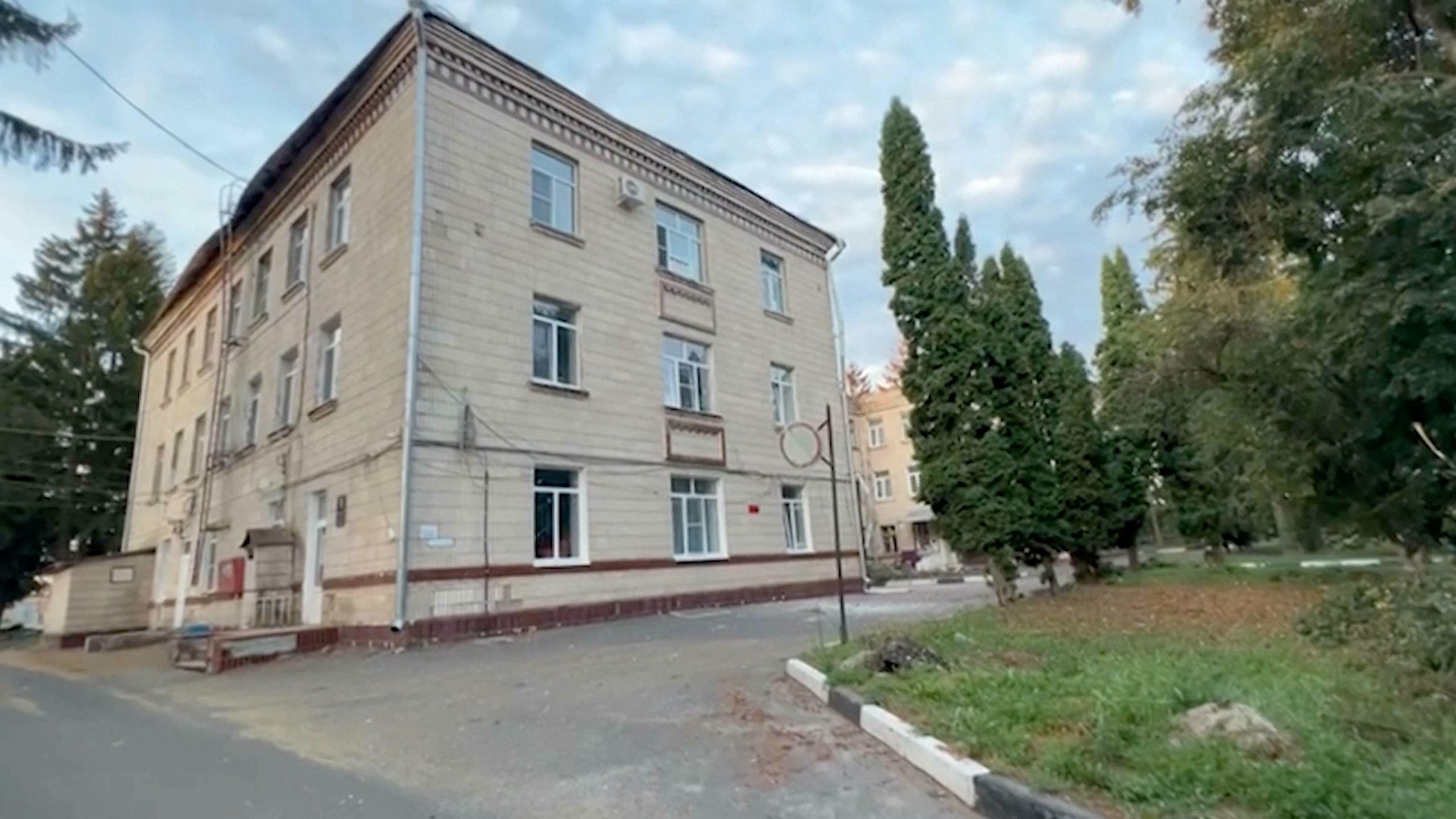 <div class="paragraphs"><p>A view shows a damaged building in the town of Sudzha following an incursion of Ukrainian troops into the Kursk region, Russia, in this still image from video taken August 7, 2024.</p></div>