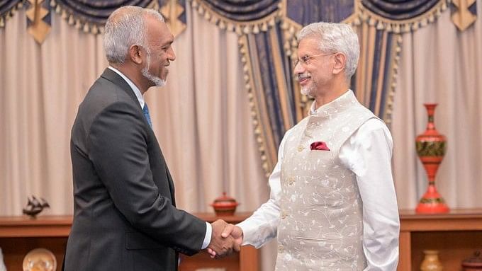 <div class="paragraphs"><p>External Affairs Minister S Jaishankar met Maldivian President Mohamed Muizzu on Saturday.&nbsp;</p></div>