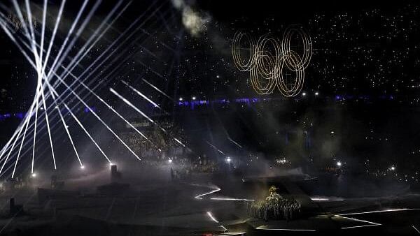 <div class="paragraphs"><p>General view during the Formation and Raising of the Olympic Rings during the closing ceremony.</p></div>