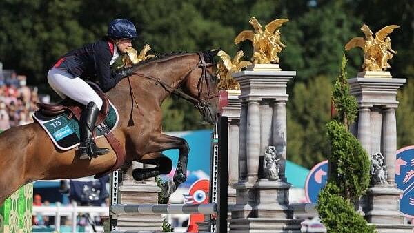 <div class="paragraphs"><p>Kate French of Britain riding Carioka d'Illiat in action.</p></div>