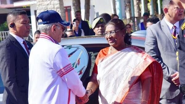 <div class="paragraphs"><p>President Droupadi Murmu being seen off by Timor-Leste President José Ramos-Horta as she departs from Timor-Leste.</p></div>