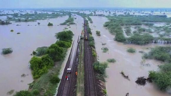 <div class="paragraphs"><p>Pali-Jodhpur railway track submerged after heavy rainfall in Rajasthan.</p></div>