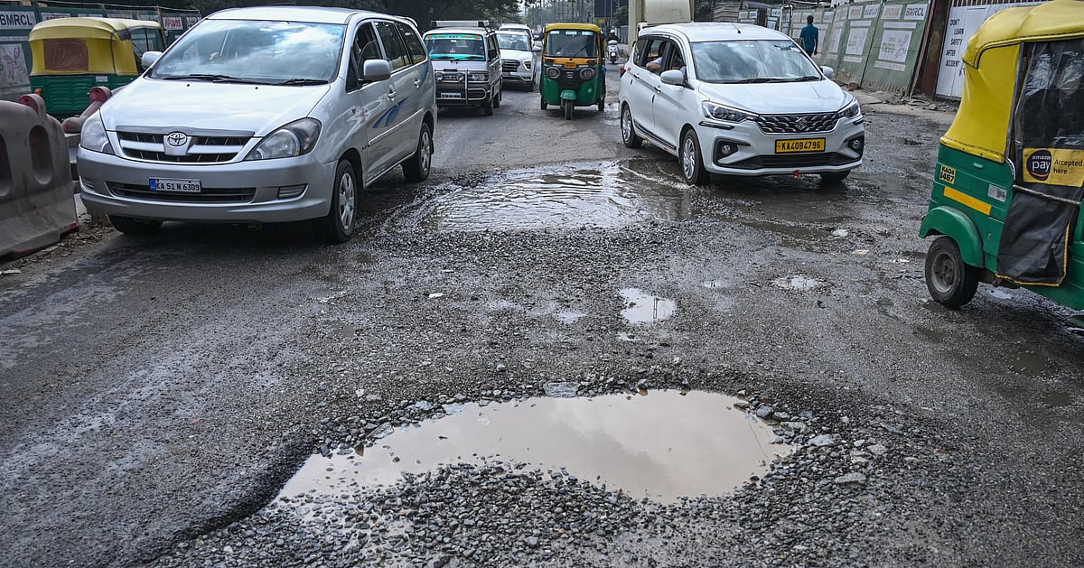 BBMP’s ‘Fix Pothole’ mobile app ineffective, say residents BBMP’s ‘Fix Pothole’ mobile app ineffective, say residents