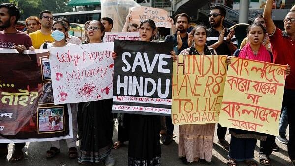 <div class="paragraphs"><p>Hindus block the streets of the Shahbagh intersection as they protest against violence on their community in Dhaka, Bangladesh.</p></div>