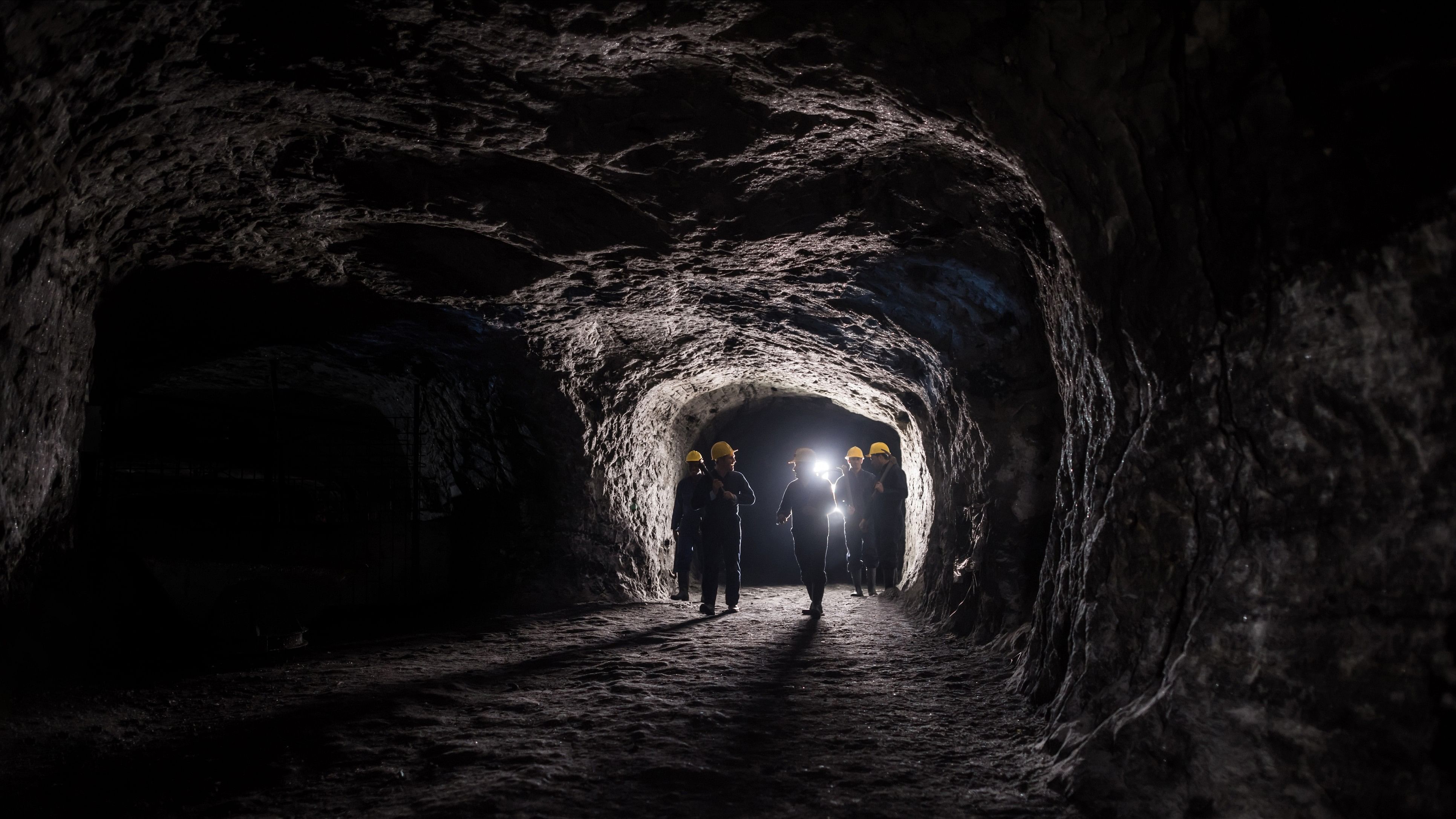 <div class="paragraphs"><p>Representative image showing a coal mine.</p></div>