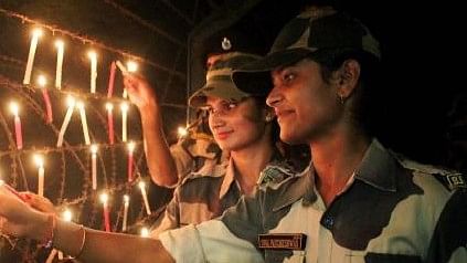 <div class="paragraphs"><p>Representative image of women constables of Border Security Force (BSF) at the India-Bangladesh border fence.</p></div>