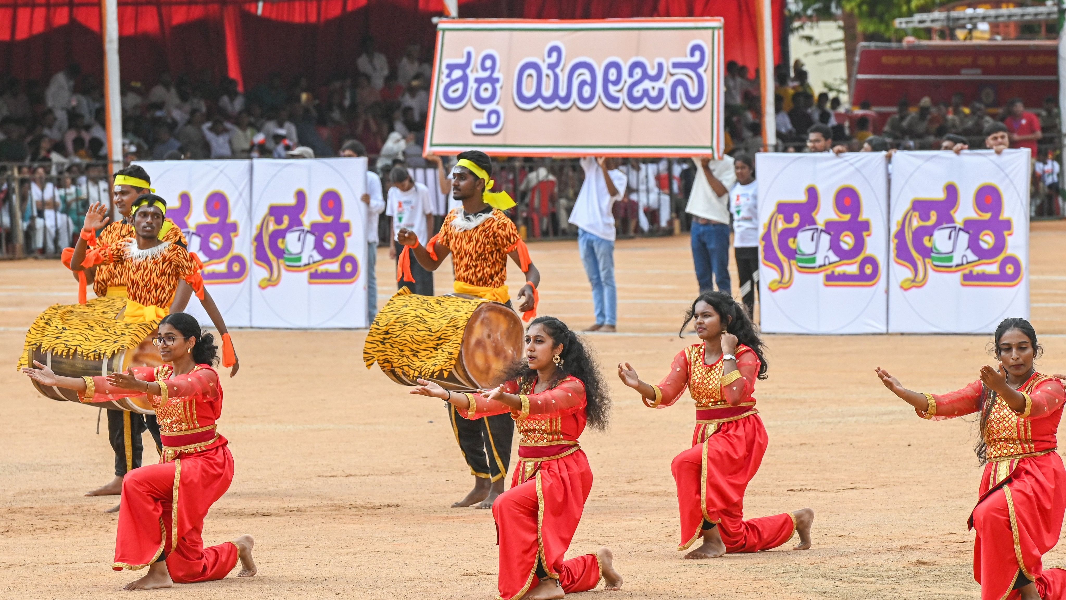 <div class="paragraphs"><p>Students present a dance drama on the five guarantee schemes, during the Independence Day celebrations in Bengaluru on Thursday. </p></div>