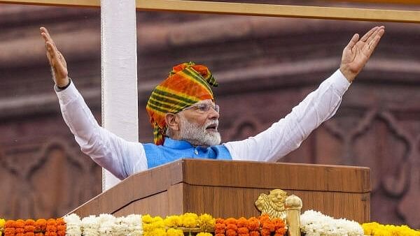 <div class="paragraphs"><p>Prime Minister Narendra Modi addresses the nation from the Red Fort on 78th Independence Day, in New Delhi</p></div>