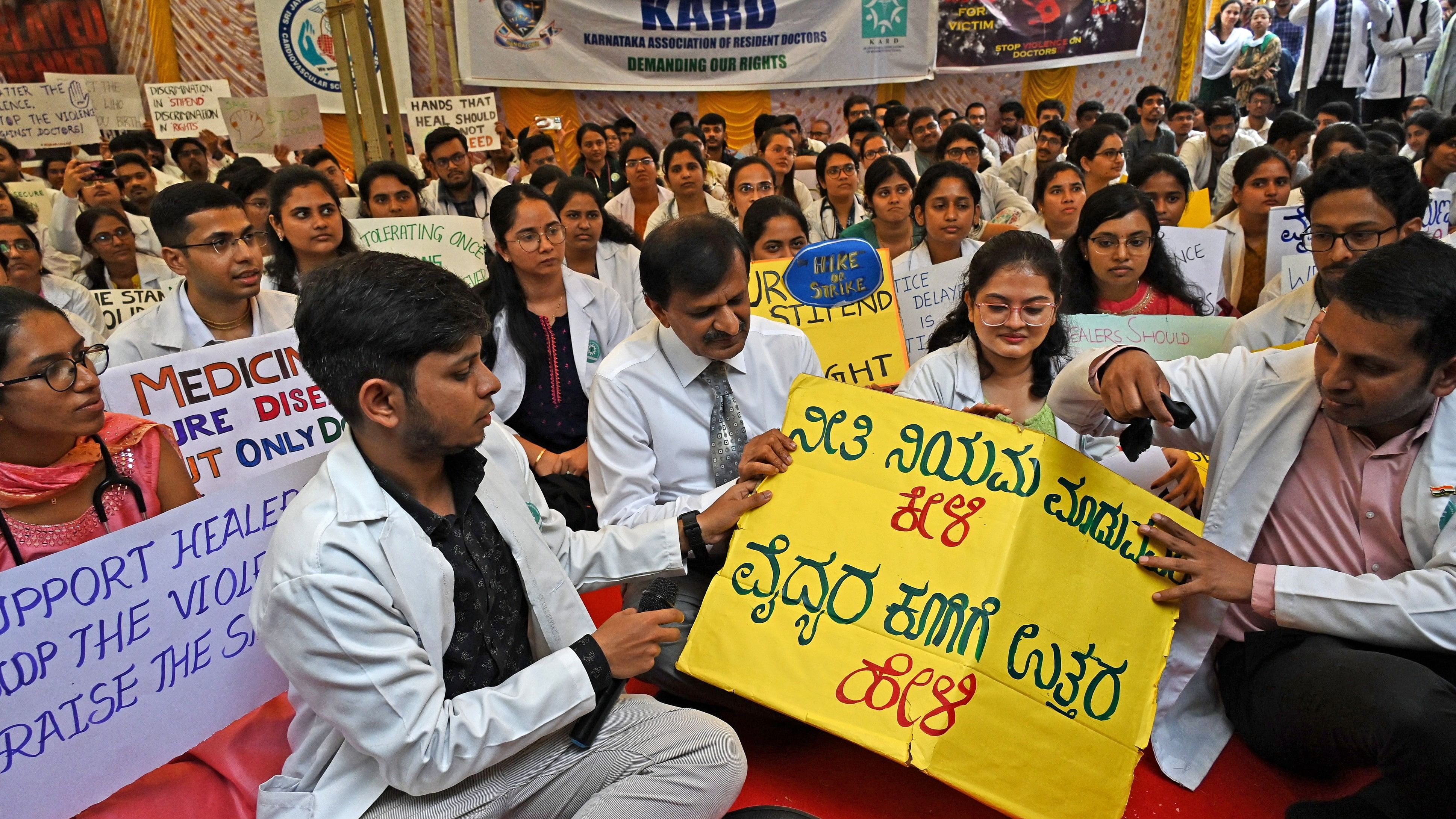 <div class="paragraphs"><p>Bangalore Rural BJP MP Dr C N Manjunath joins the ongoing resident doctors' protest, demanding a hike in stipend and reduction in fees and safety of medical professionals, at Freedom Park in Bengaluru on Friday. </p></div>