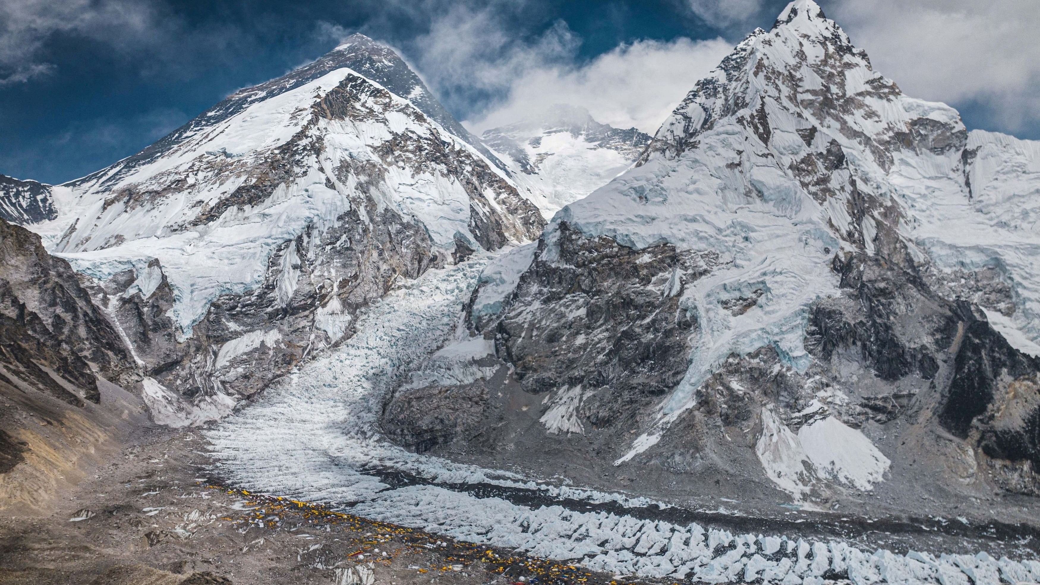 <div class="paragraphs"><p> A drone view shows Mount Everest along with Khumbu Glacier and base camp in Nepal.</p></div>